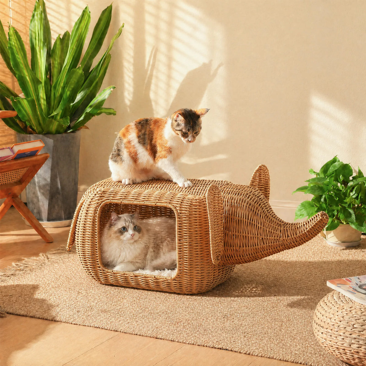 PEQULTI Handmade Rattan Cat Condo Bed With Plush Cushion Hideaway